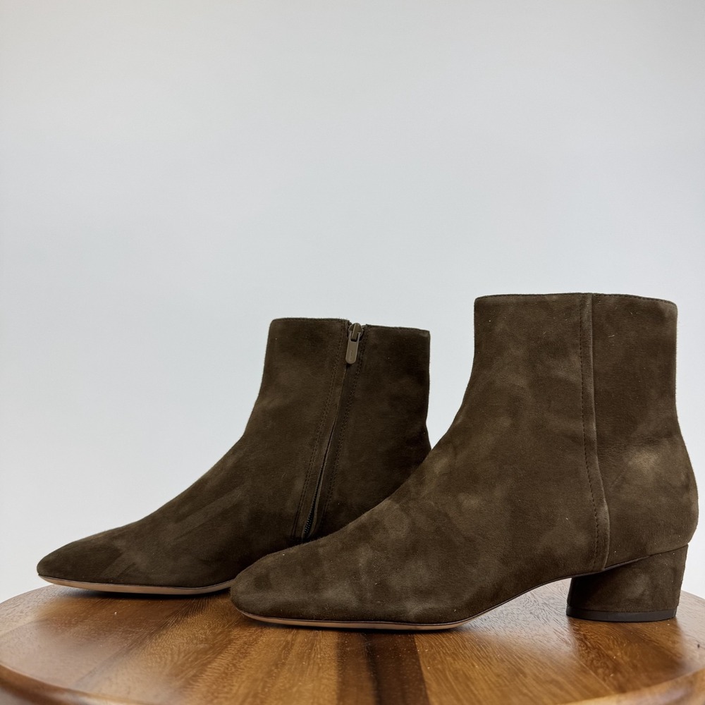 Womens Vince Rockville Brown Leather Comfort Low Heeled Boots Size 8.5 M EUC - Picture 2 of 8